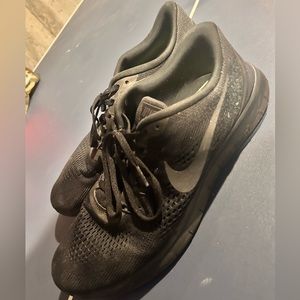 Nike Black Tannum Running/Athletic sneakers| Mens size 12|